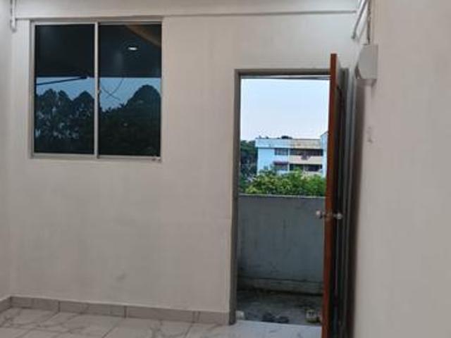 Flat for sale in Pasir Gudang, Johor