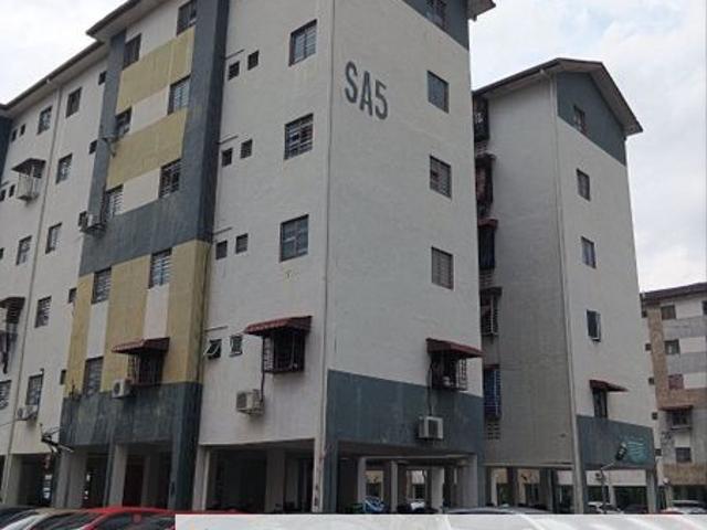 Flat for sale in Kajang, Langat