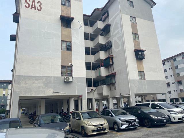 Flat for sale in Kajang, Langat