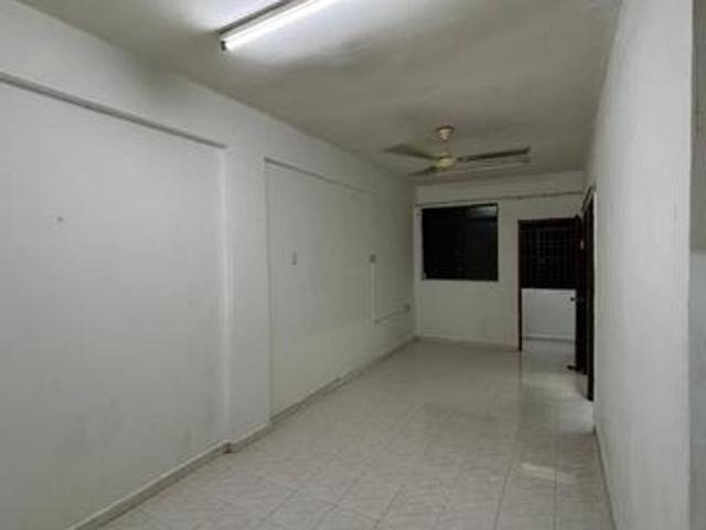 Flat for sale in Wellesley, Penang