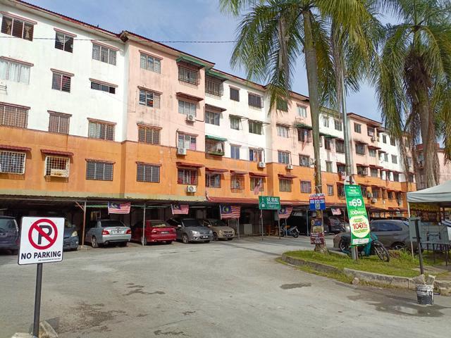 Flat for sale in Petaling, Subang Jaya