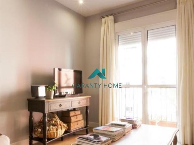 Apartamento en alquiler en Los Remedios, Sevilla