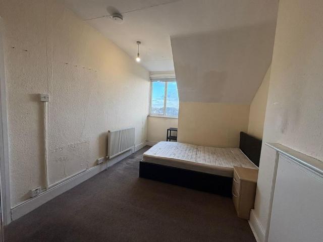 Room for rent in Bevois Mount, Portswood
