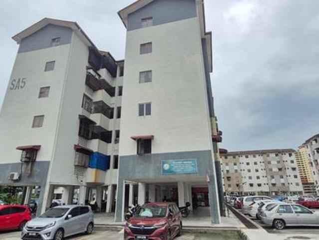 Flat for sale in Kajang, Langat