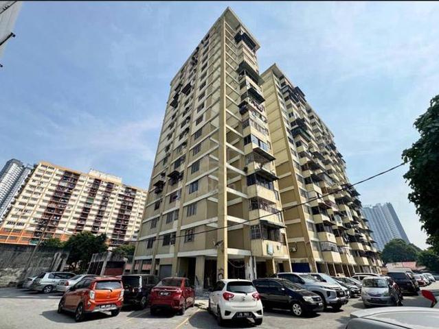 Flat for sale in Country Heights Damansara, Kuala Lumpur