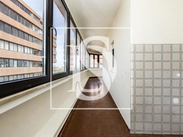 Apartamento alugar em Núcleo Urbano Histórico de Oeiras, Oeiras