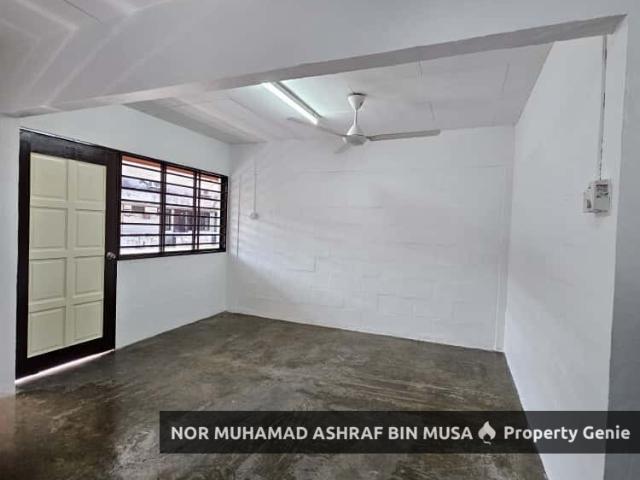 Flat for sale in Wellesley, Penang