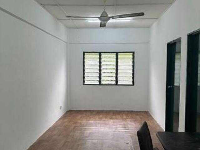 Flat for sale in Kajang, Langat