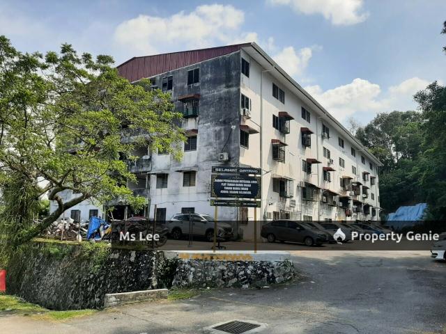 Flat for rent in Kajang, Langat