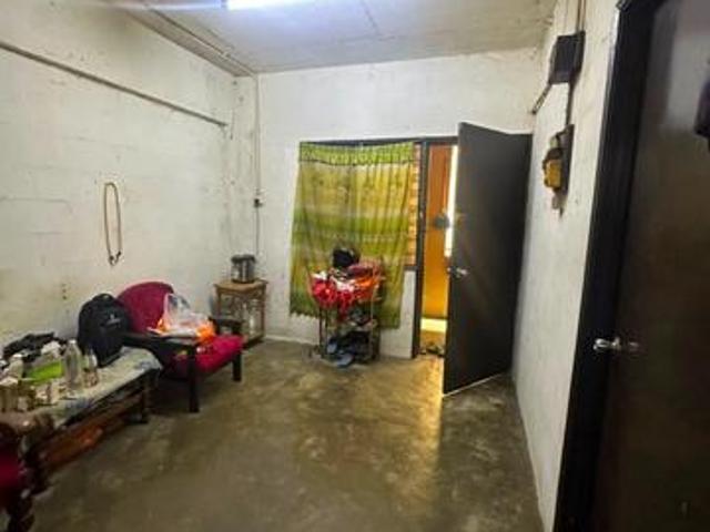 Flat for sale in Petaling, Damansara Damai