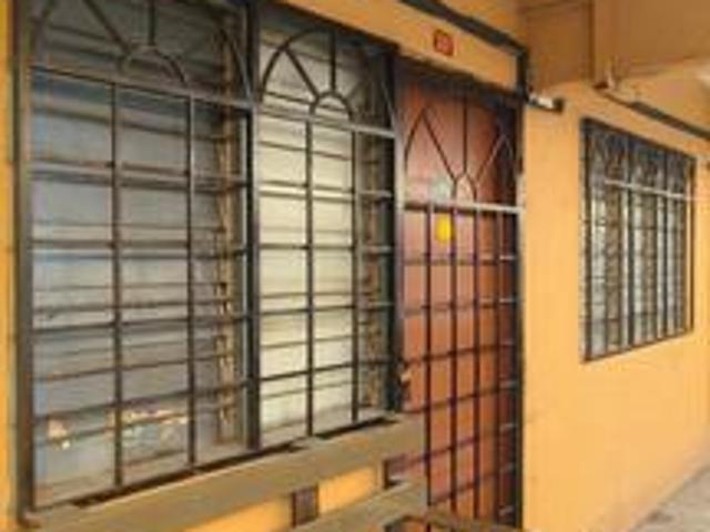Flat for sale in Petaling, Damansara Damai