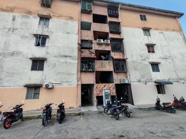 Flat for sale in Semenyih, Majlis Perbandaran Kajang