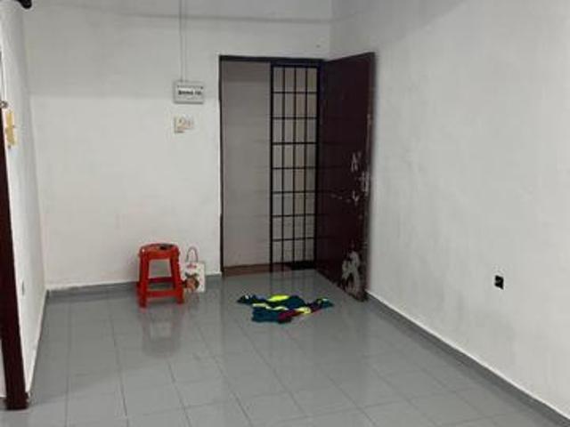 Flat for sale in Wellesley, Penang