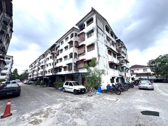 Apartment for sale in Kajang, Langat