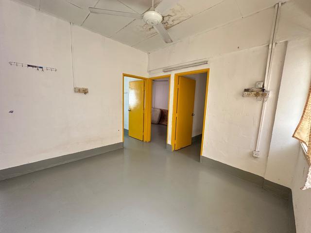 Flat for sale in Wellesley, Penang