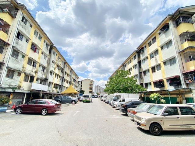 Apartment for sale in Petaling, Damansara Damai