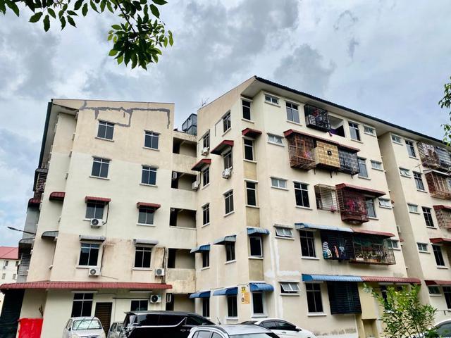 Flat for sale in Wellesley, Penang