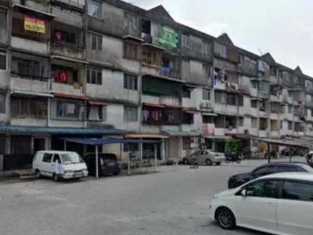 Flat for sale in Kajang, Langat