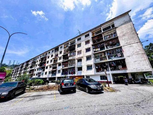 Apartment for sale in Langat, Selangor