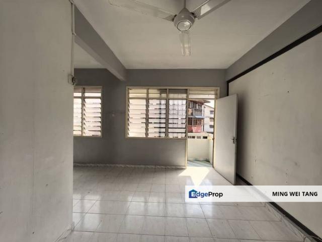 Flat for sale in Bukit Ledang, Johor