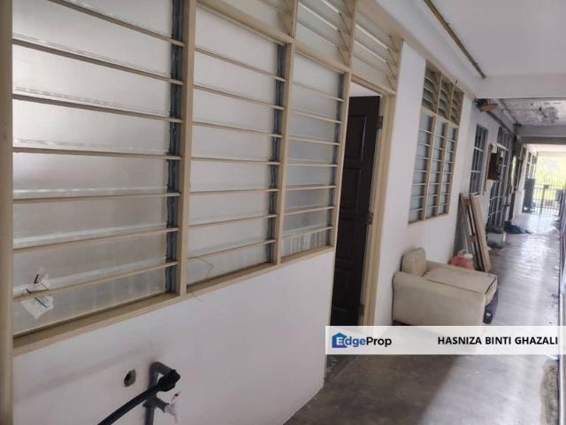 Flat for sale in Wellesley, Penang
