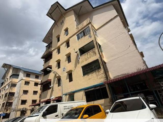Flat for sale in Plentong, Johor