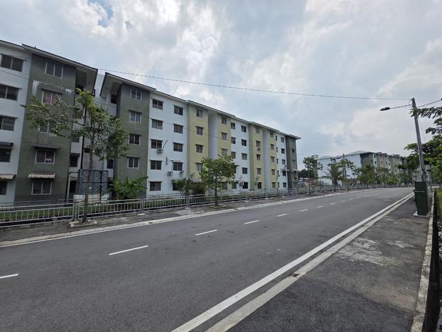Flat for sale in Wellesley, Penang
