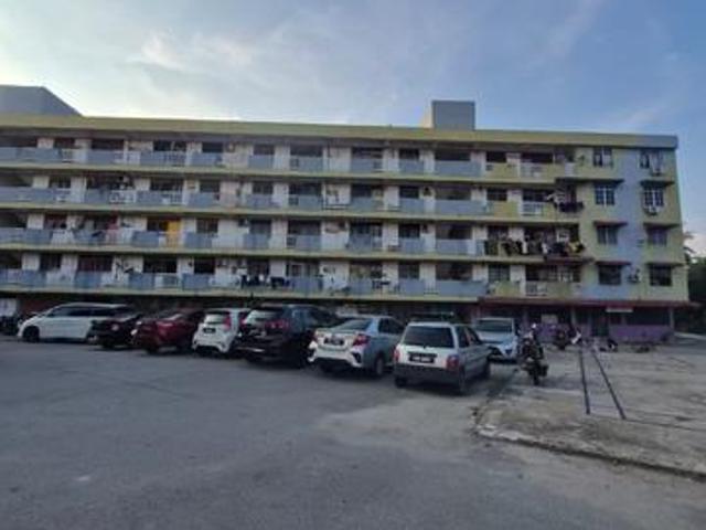 Flat for sale in Wellesley, Penang