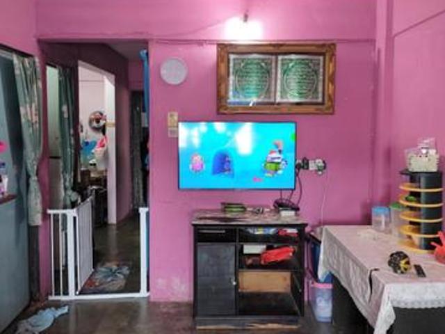 Flat for sale in Selayang, Selangor