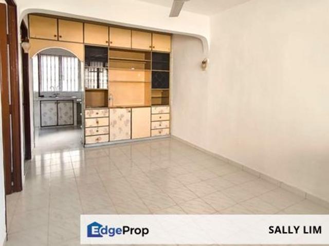 Flat for sale in Bukit Ledang, Johor