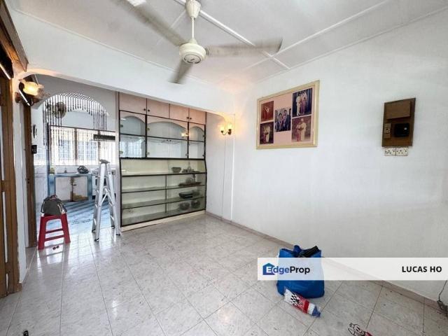 Flat for rent in Bukit Ledang, Johor