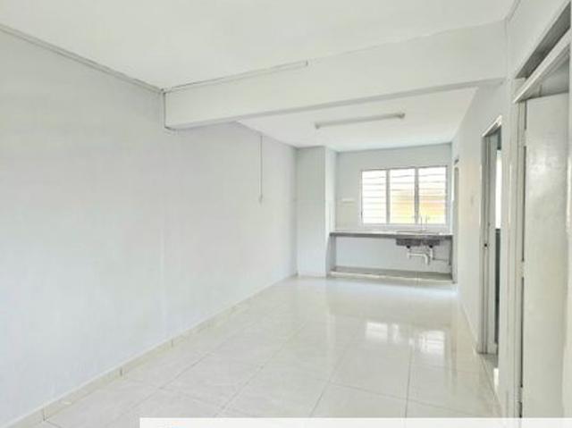 Flat for rent in Bukit Ledang, Johor