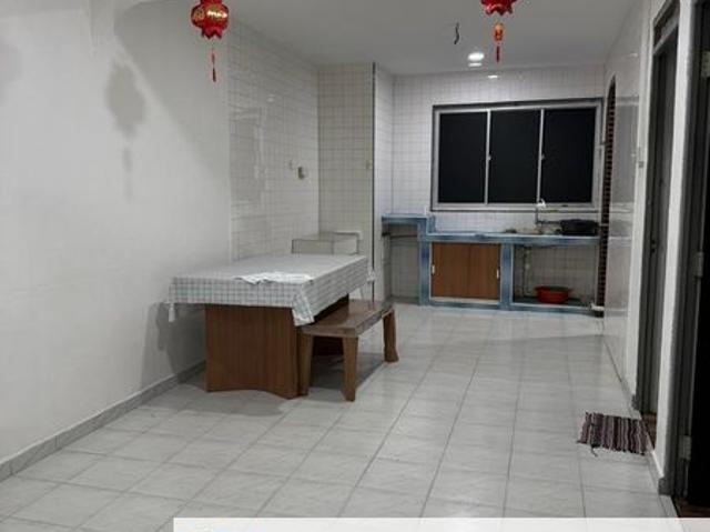 Flat for rent in Taman Ungku Tun Aminah, Iskandar Puteri