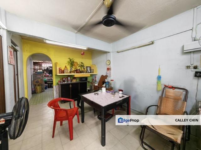 Flat for sale in Taman Ungku Tun Aminah, Iskandar Puteri