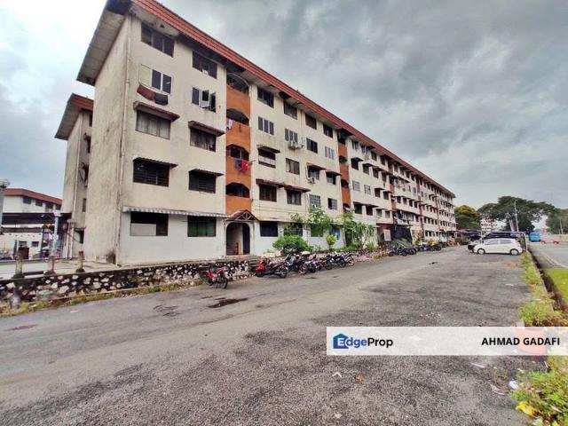 Flat for sale in Kajang, Langat