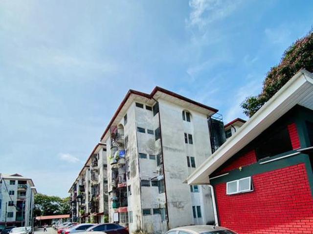 Flat for sale in Wellesley, Penang