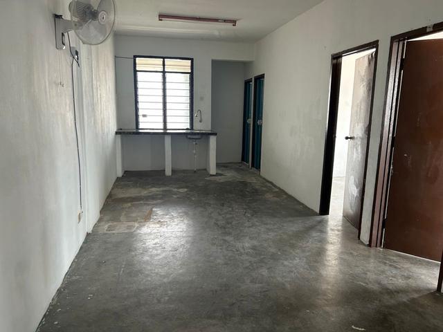 Flat for sale in Wellesley, Penang