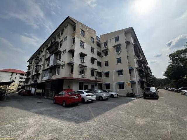 Flat for sale in Wellesley, Penang