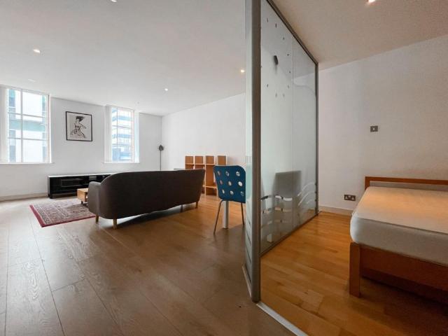 Room for rent in Clifton, West Yorkshire