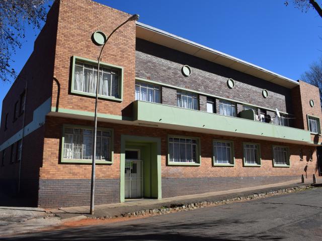 Apartment for rent in Jeppestown, Johannesburg