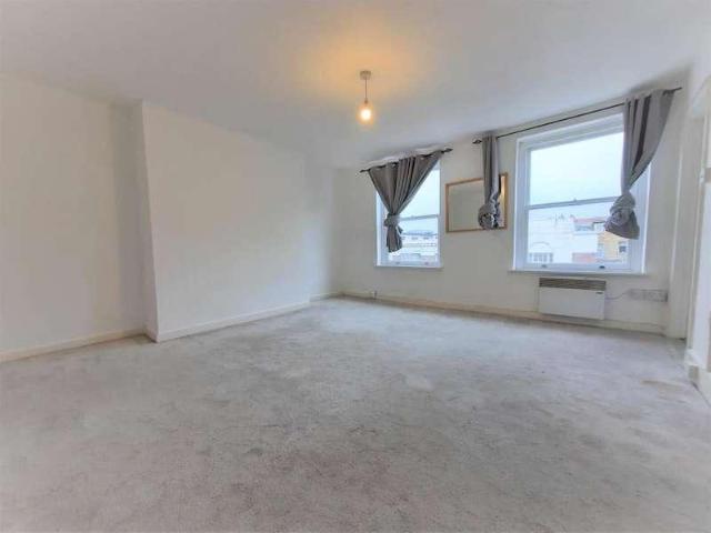 Apartment for rent in Peckham, Greater London
