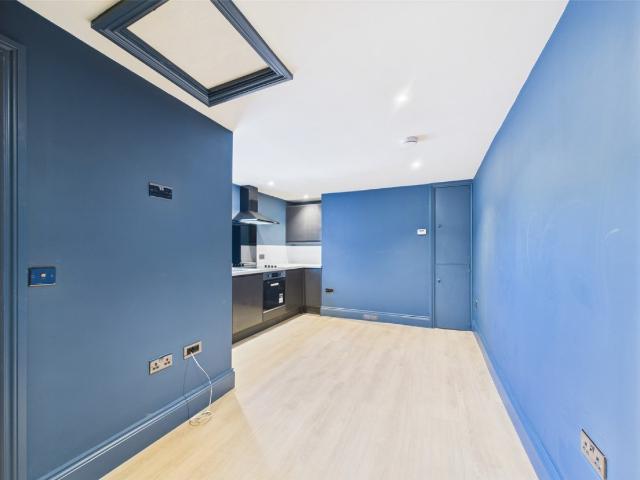 Apartment for rent in Stoke, Plymouth