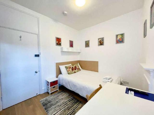 Apartment for rent in Hammersmith, Greater London
