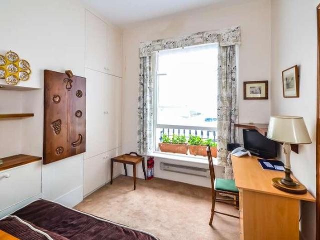 Apartment for rent in Covent Garden, Victoria