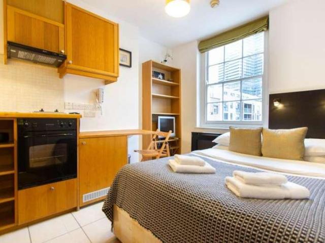 Apartment for rent in Chalk Farm, Greater London