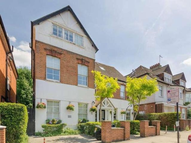 Apartment for rent in Chalk Farm, Greater London