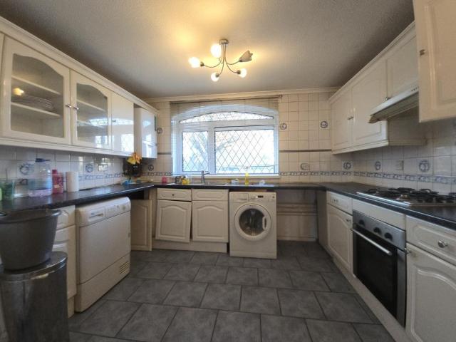 Flat for rent in Slough