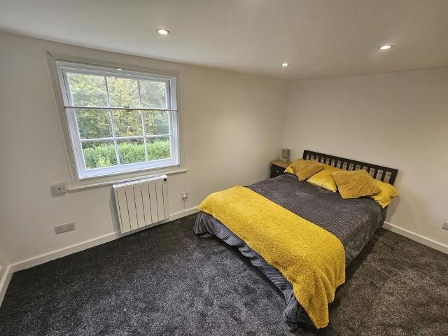 Apartment for rent in Midway, Kent