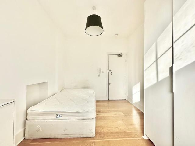 Apartment for rent in Kilburn, Isle Of Man