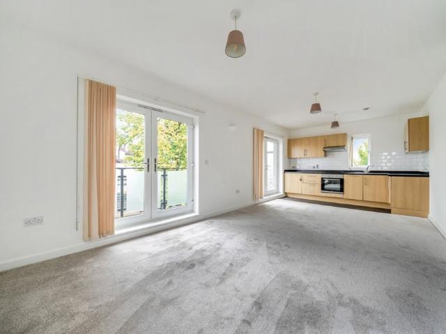 Apartment for rent in Coldharbour, Greater London